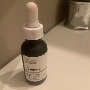The Ordinary AHA 30% + BHA 2% Peeling Solution